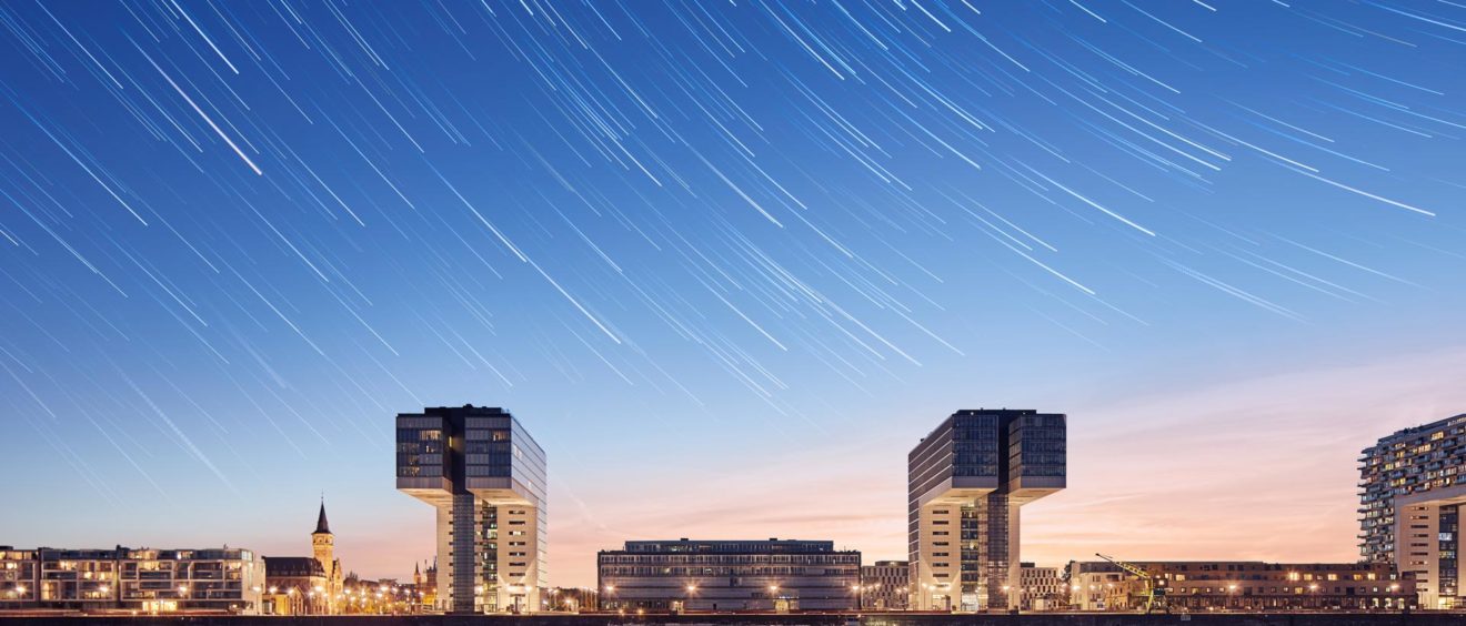 Köln Kranhäuser - Foto von Dominik Berg - star trails